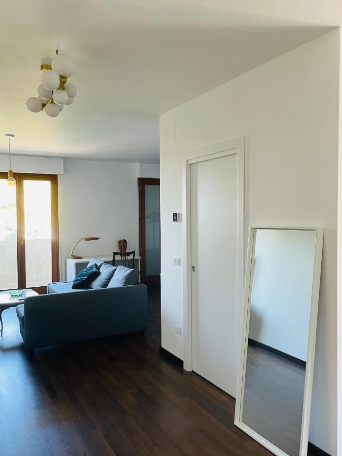 Apartamento Attico Vista E Fronte Mare Zaffiroblu Con Posto Auto Montesilvano Marina Exterior foto